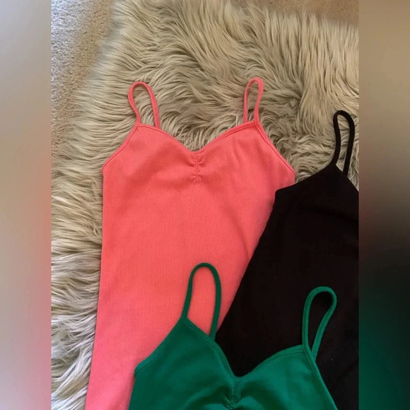 Five No boundaries tank tops NWOT small - Picture 5 of 10